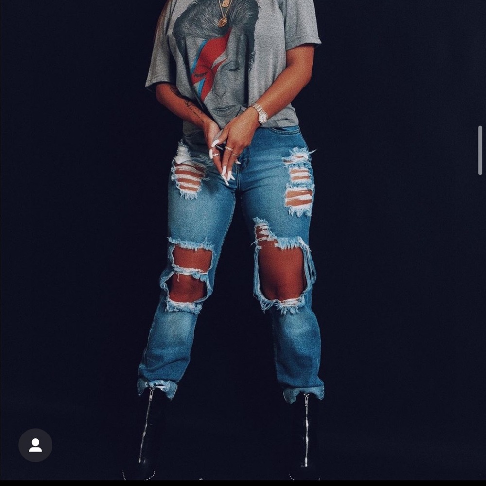 Jeans - Picture 9 of 10